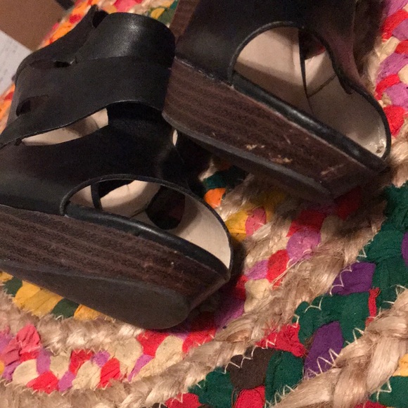 Black wedges with wooden platform - Picture 5 of 5